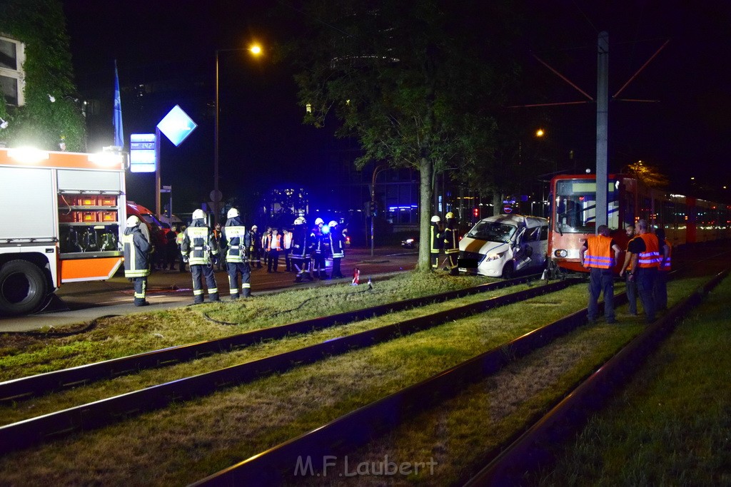 VU PKW Strab Koeln Niehl Amsterdamerstr Friedrich Karlstr P153.JPG - Miklos Laubert